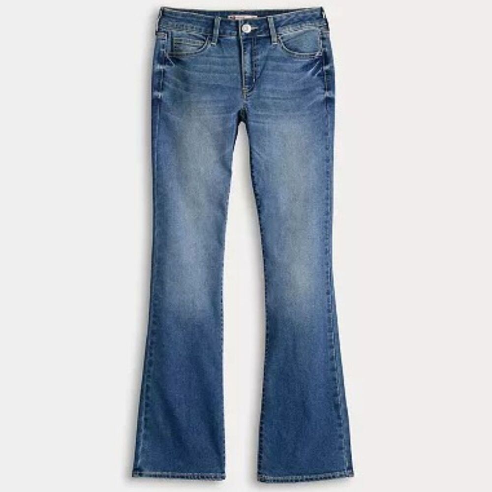 NWT SO Bootcut Jeans Size 9 Juniors Low Rise Distressed Medium Wash